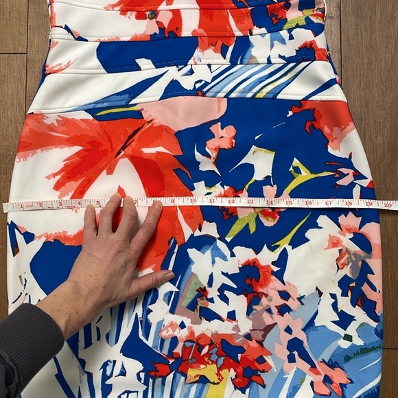 Gabby Skye floral sleeveless pencil midi dress 8 white blue red bodycon summer - Picture 8 of 10